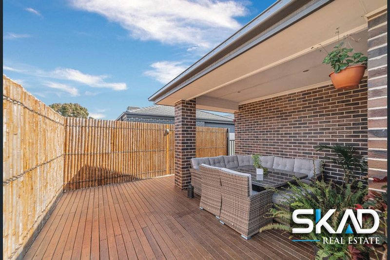 Photo - 4 Evergreen Cres , Craigieburn VIC 3064 - Image 14