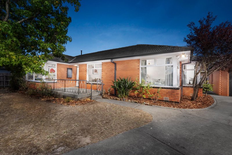 4 Ewart Court, Burwood East VIC 3151