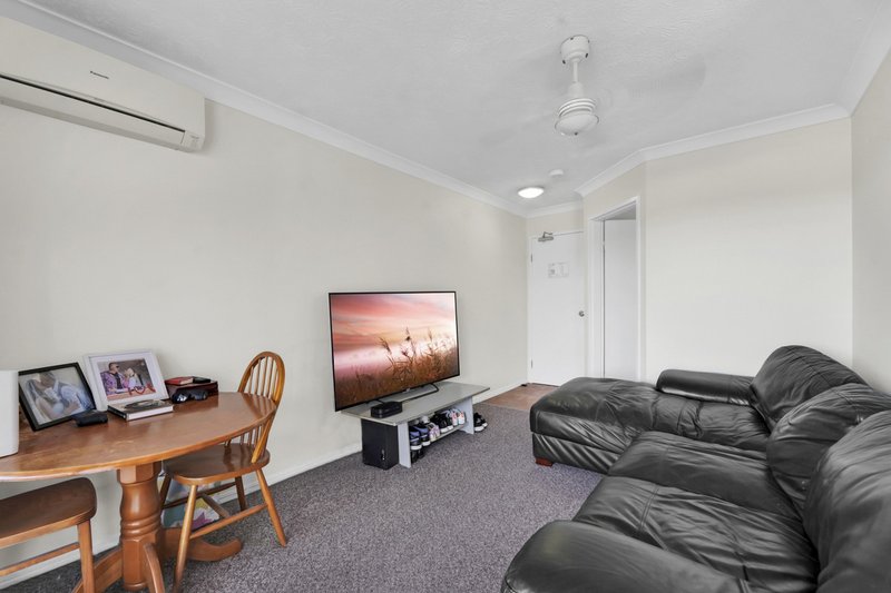 Photo - 4 Exeter Street, Carey Bay NSW 2283 - Image 5