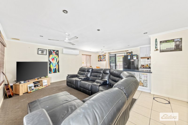 Photo - 4 Expeller Court, Emerald QLD 4720 - Image 6