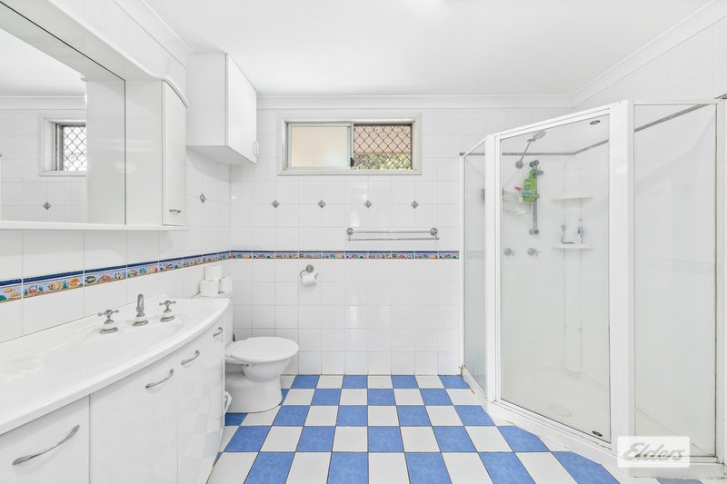 Photo - 4 Expeller Court, Emerald QLD 4720 - Image 10