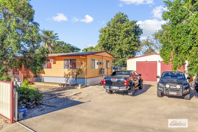 Photo - 4 Expeller Court, Emerald QLD 4720 - Image 17
