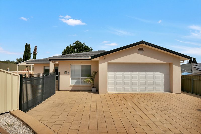 4 Fabian Court, Craigmore SA 5114