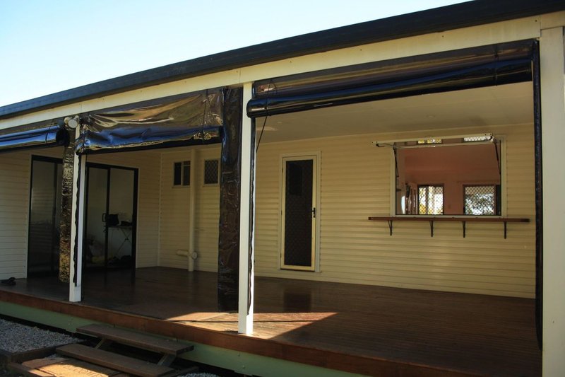 Photo - 4 Fair St , Rockville QLD 4350 - Image 11