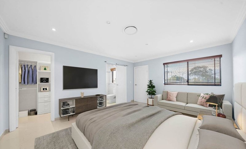 Photo - 4 Fairmount Street, Merrylands NSW 2160 - Image 5