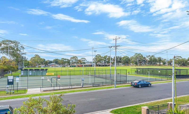 Photo - 4 Fairmount Street, Merrylands NSW 2160 - Image 12