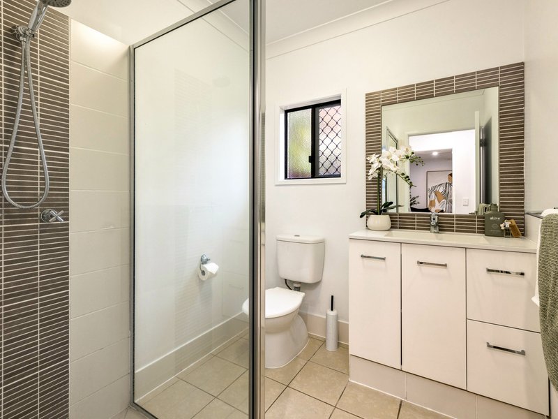 Photo - 4 Fallon Close, Brinsmead QLD 4870 - Image 20