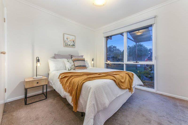 Photo - 4 Faoro Court, Keysborough VIC 3173 - Image 10