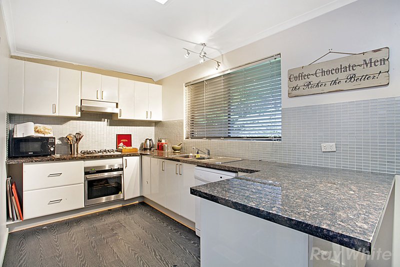 Photo - 4 Farquharson Avenue, Belgrave VIC 3160 - Image 4