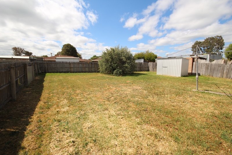 Photo - 4 Felstead Avenue, Horsham VIC 3400 - Image 9