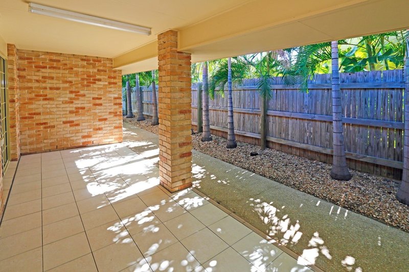 Photo - 4 Ferndale Place, Norman Gardens QLD 4701 - Image 15