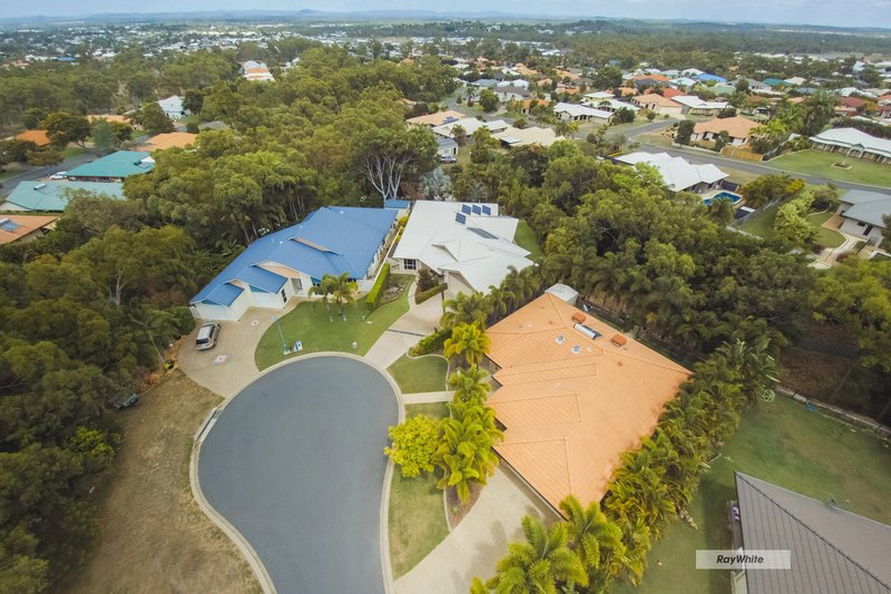 Photo - 4 Ferndale Place, Norman Gardens QLD 4701 - Image 18