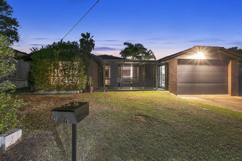 Photo - 4 Ferndown Street, Alexandra Hills QLD 4161 - Image 2