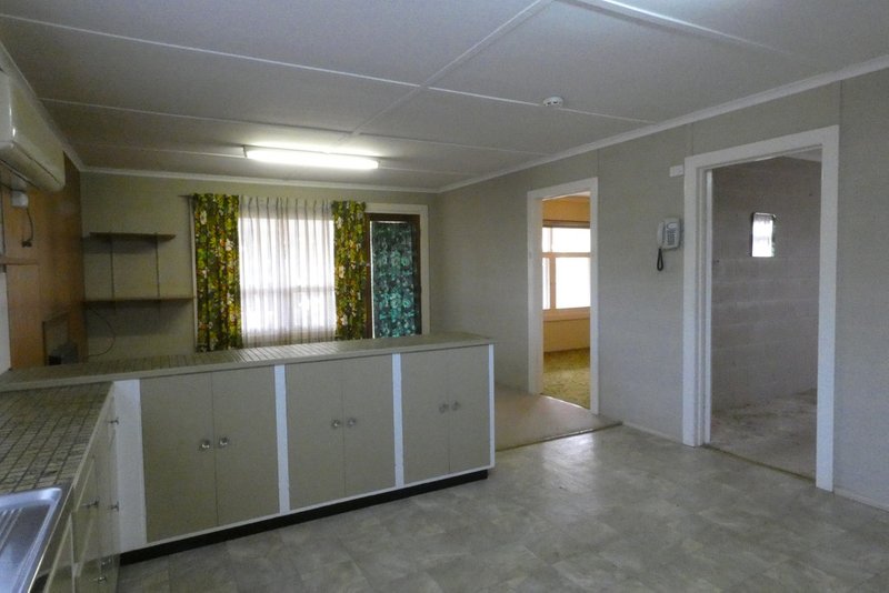 Photo - 4 Fifth Street, Wool Bay SA 5575 - Image 6