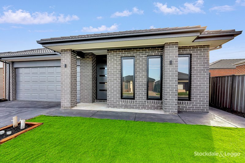 4 Finchley Way, Craigieburn VIC 3064