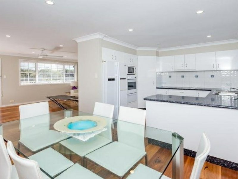 Photo - 4 Fingal Street, Shoal Bay NSW 2315 - Image 9