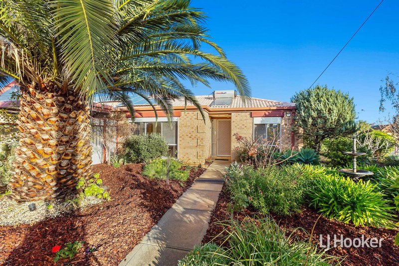 4 Finnbarr Way, Seabrook VIC 3028