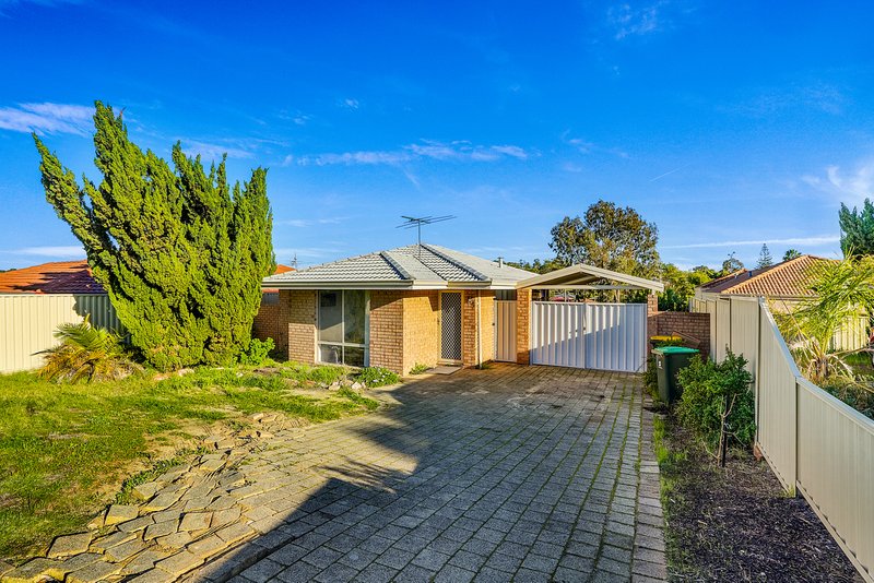 Photo - 4 Firethorn Retreat, Mirrabooka WA 6061 - Image 1
