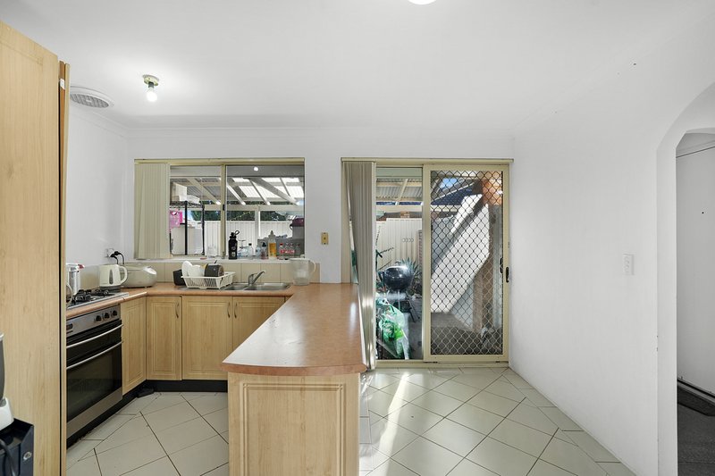 Photo - 4 Firethorn Retreat, Mirrabooka WA 6061 - Image 6