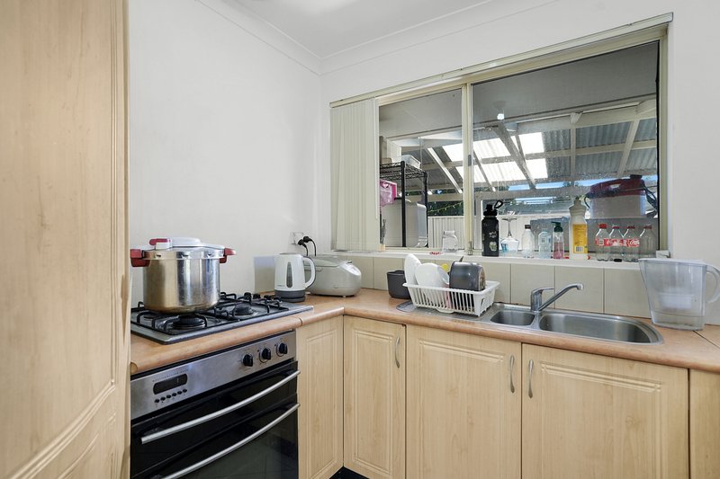 Photo - 4 Firethorn Retreat, Mirrabooka WA 6061 - Image 10