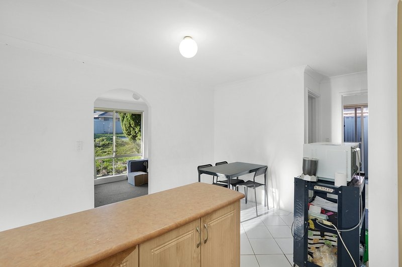 Photo - 4 Firethorn Retreat, Mirrabooka WA 6061 - Image 11