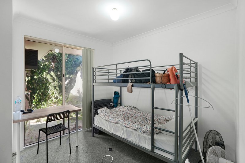 Photo - 4 Firethorn Retreat, Mirrabooka WA 6061 - Image 18