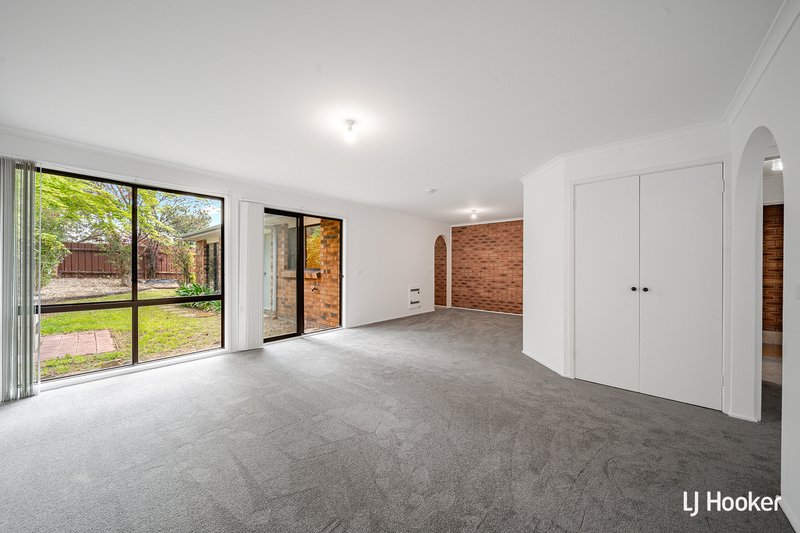 4 Flecker Place, Florey ACT 2615