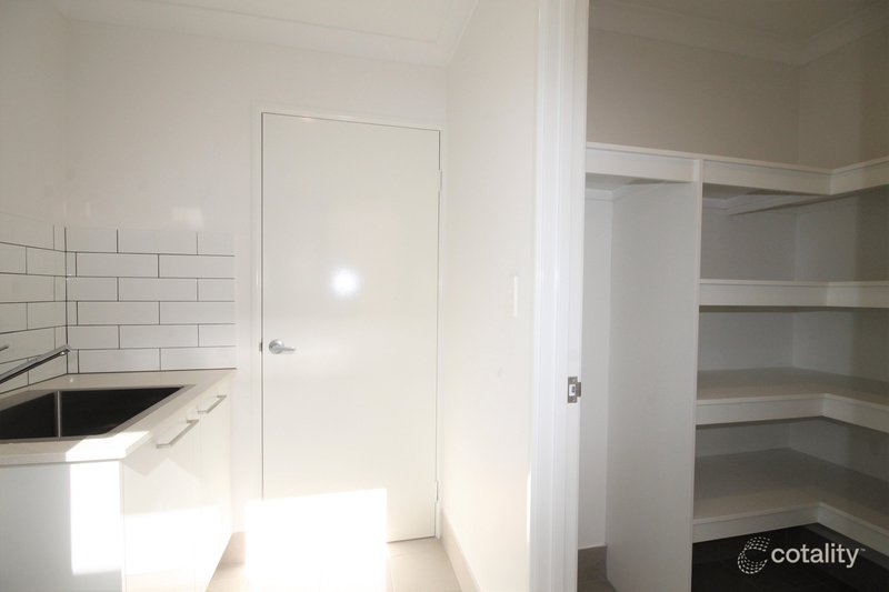 Photo - 4 Fleet Way, Brabham WA 6055 - Image 14