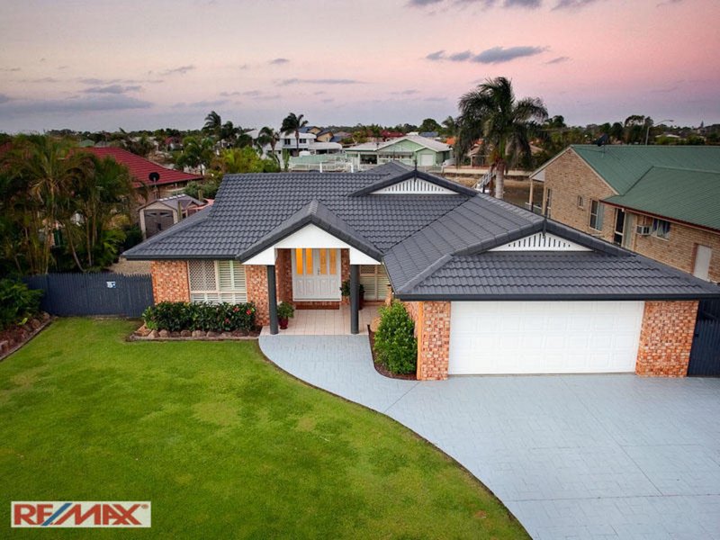 4 Fleetwing Ave , Newport QLD 4020