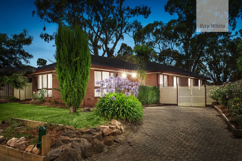 4 Flemington Drive, Mill Park VIC 3082