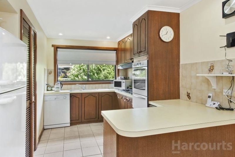 Photo - 4 Fleur Court, Delacombe VIC 3356 - Image 2