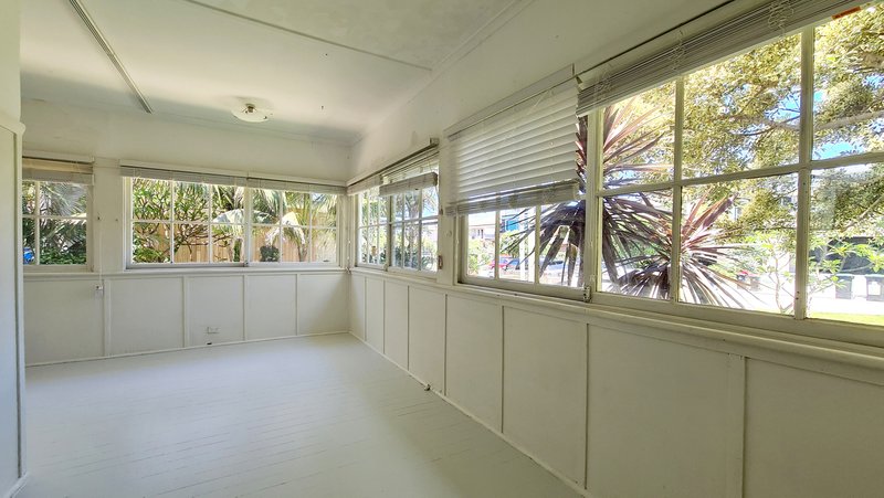 Photo - 4 Florence Avenue, Collaroy NSW 2097 - Image 7