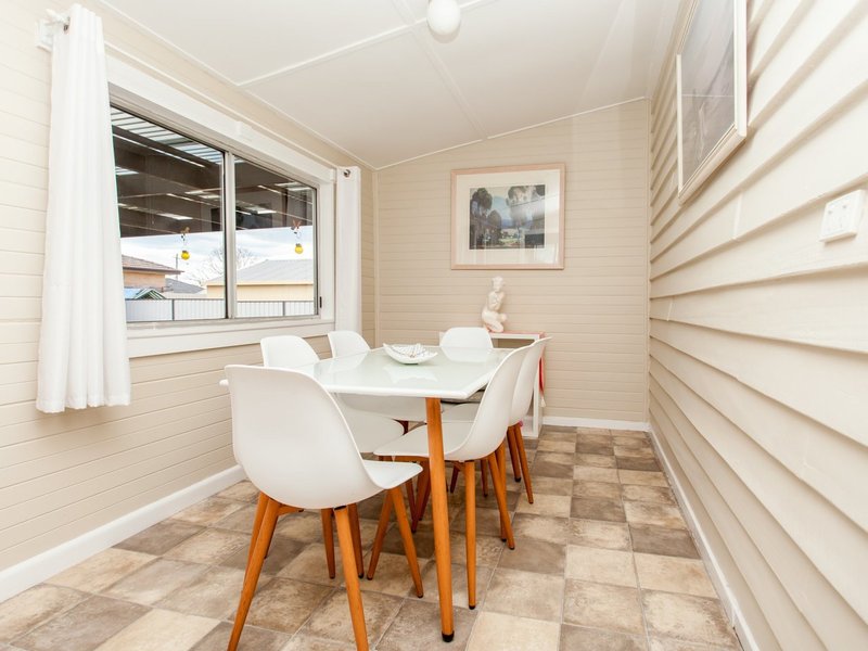 Photo - 4 Florence Street, Cessnock NSW 2325 - Image 4