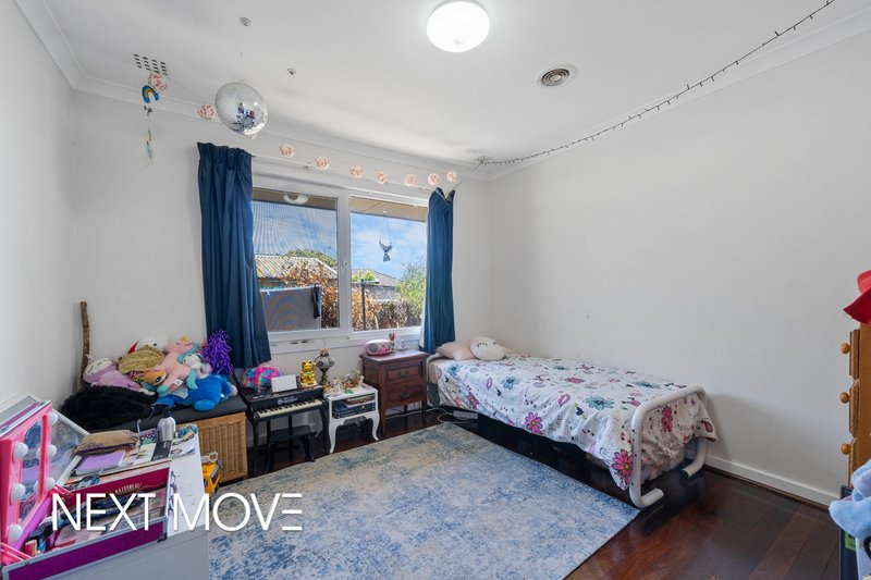 Photo - 4 Florizel Street, Coolbellup WA 6163 - Image 12