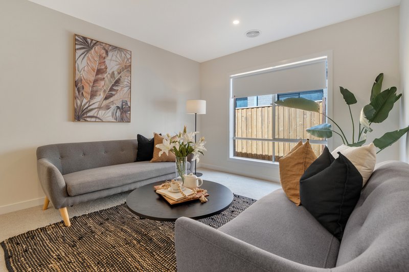 Photo - 4 Foal Way, Kilmore VIC 3764 - Image 4