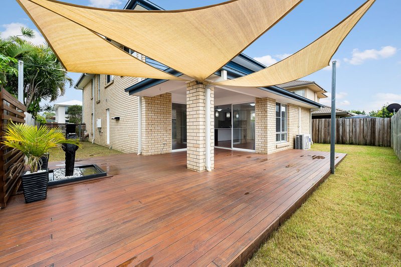 Photo - 4 Foambark Street, North Lakes QLD 4509 - Image 14