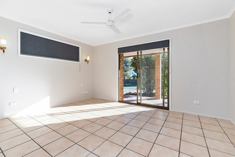 Photo - 4 Fontaine Court, Tewantin QLD 4565 - Image 8