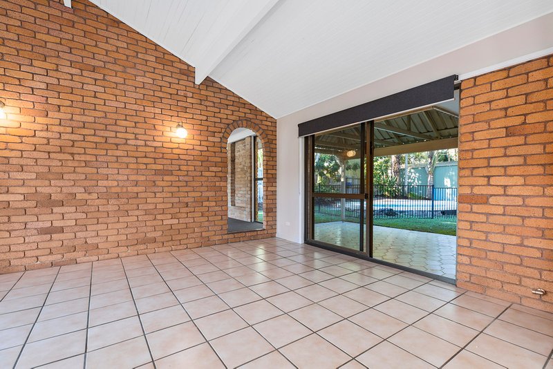 Photo - 4 Fontaine Court, Tewantin QLD 4565 - Image 16