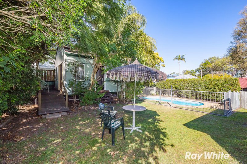 Photo - 4 Foster Street, Bongaree QLD 4507 - Image 5