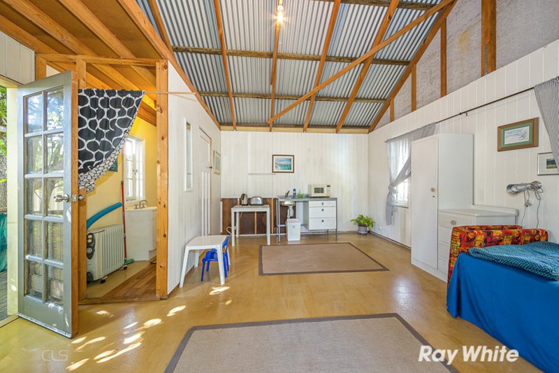 Photo - 4 Foster Street, Bongaree QLD 4507 - Image 6