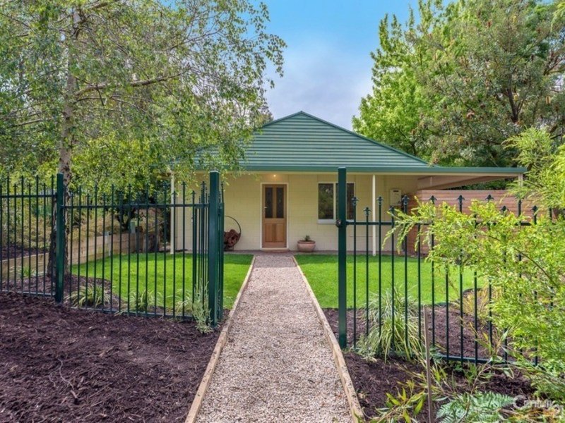 4 Fourth Avenue, Bridgewater SA 5155