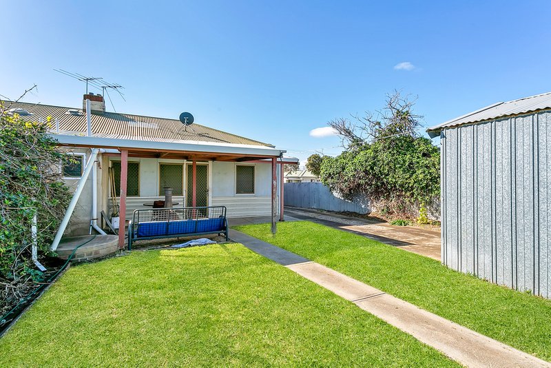 Photo - 4 Foxgreen Avenue, Findon SA 5023 - Image 10