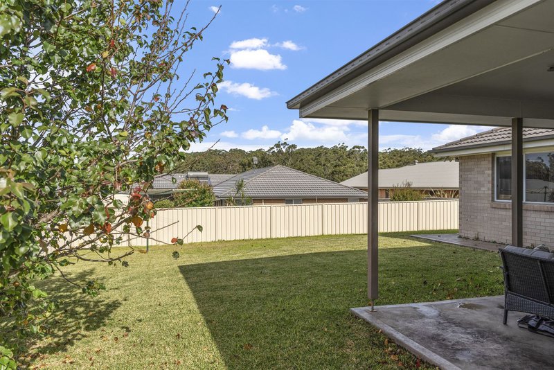 Photo - 4 Frangipani Avenue, Ulladulla NSW 2539 - Image 15