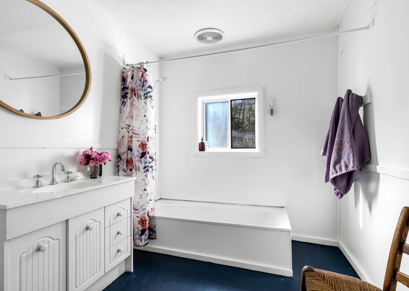 Photo - 4 Franks Street, St Marys TAS 7215 - Image 12