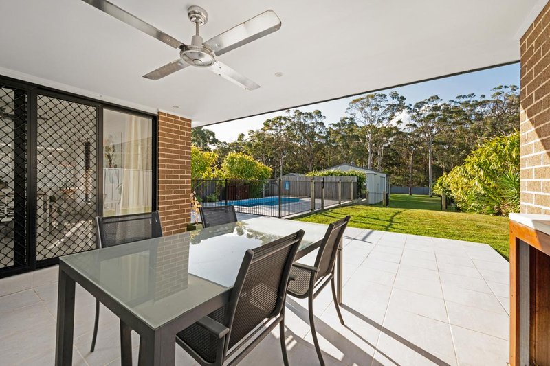 Photo - 4 Fred Avery Drive, Buttaba NSW 2283 - Image 9