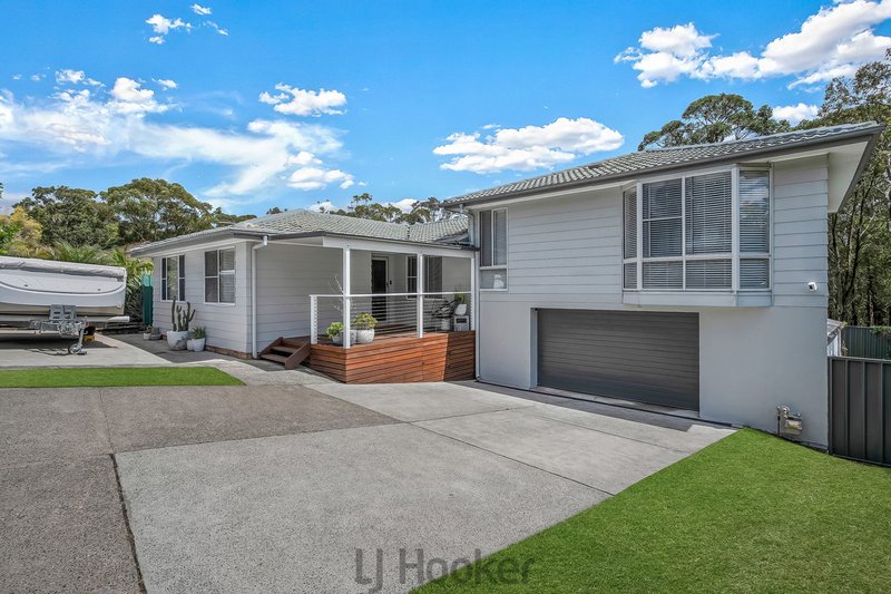 4 Fremantle Drive, Woodrising NSW 2284