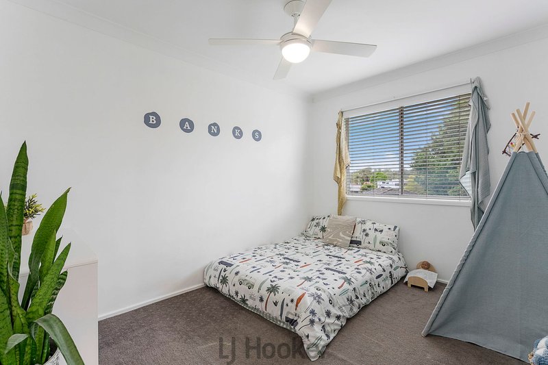 Photo - 4 Fremantle Drive, Woodrising NSW 2284 - Image 15