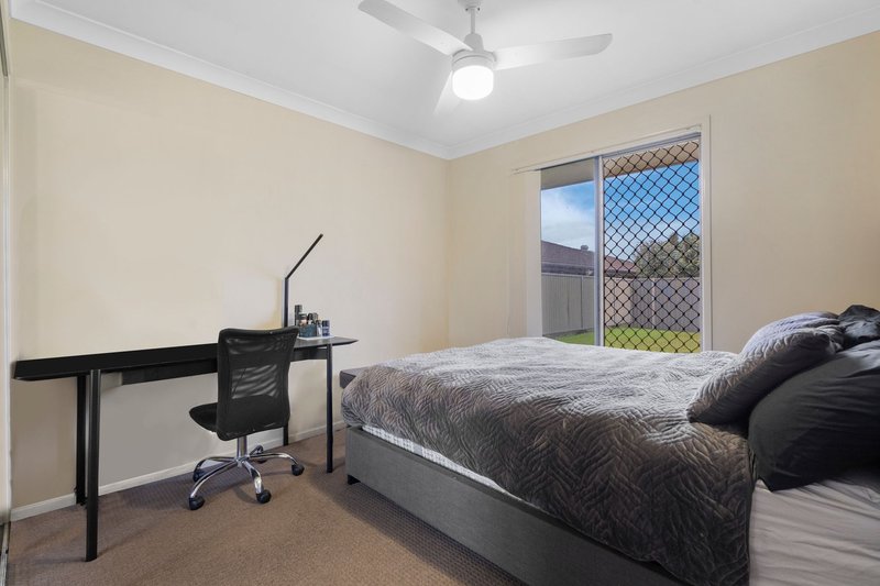 Photo - 4 Freshfield Street, Berrinba QLD 4117 - Image 10