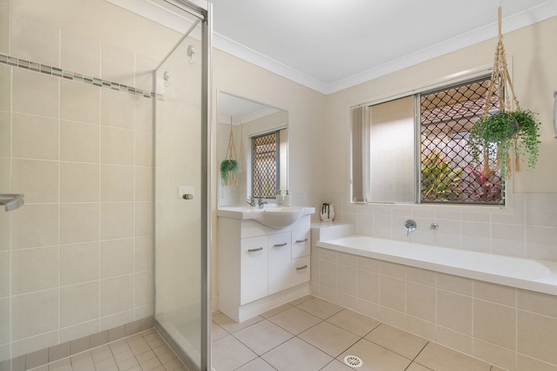 Photo - 4 Freshfield Street, Berrinba QLD 4117 - Image 12