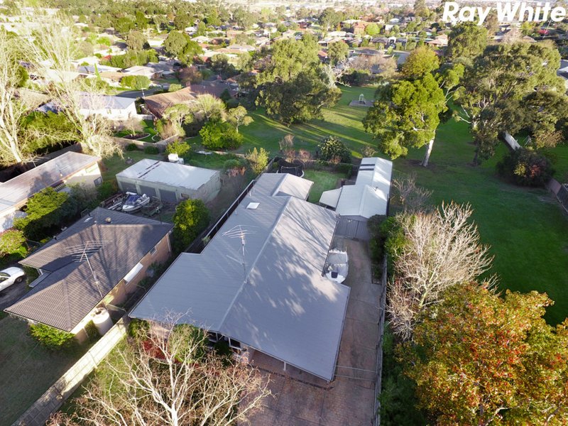 Photo - 4 Gardenia Street, Pakenham VIC 3810 - Image 13